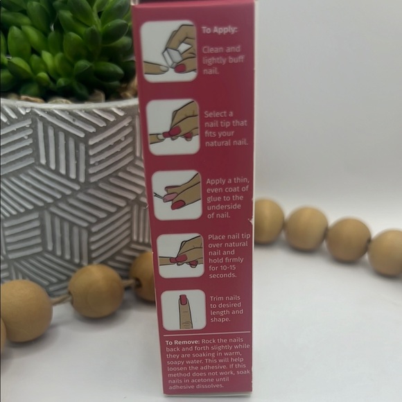 Salon Perfect Mani ToGo Reusable Nail Set -Rose - Picture 3 of 5